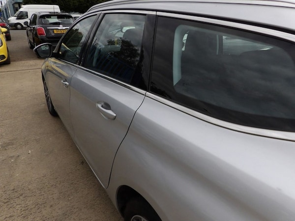Used Peugeot 308 SW 2016 for sale - 75590668: Photo 15