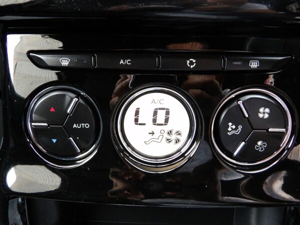 Used DS Automobiles DS 3 2016 for sale - 75675616: Photo 16