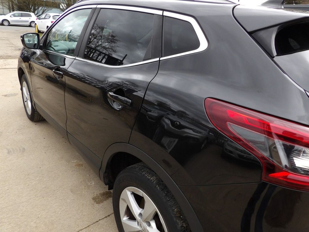 Used Nissan Qashqai 2018 for sale - 77680879: Photo 17