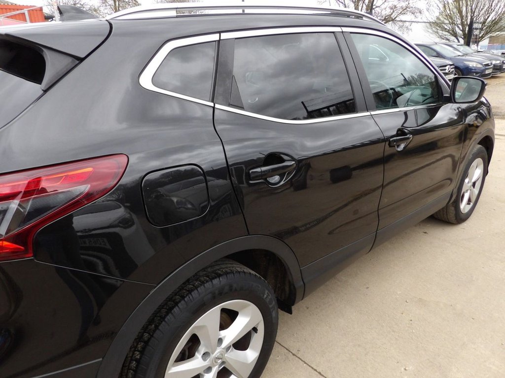 Used Nissan Qashqai 2018 for sale - 77680879: Photo 19
