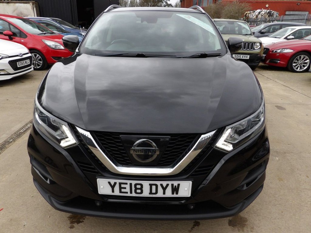 Used Nissan Qashqai 2018 for sale - 77680879: Photo 2