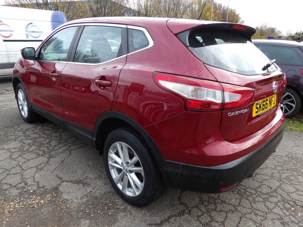 Used Nissan Qashqai 2016 for sale - 76535929: Photo 4