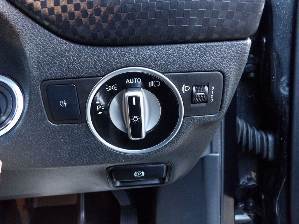 Used Mercedes-Benz A-Class 2015 for sale - 77422384: Photo 24