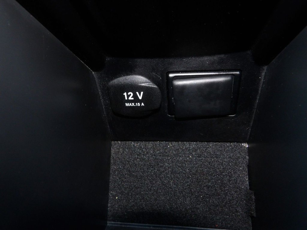 Used Infiniti Q30 2016 for sale - 76900968: Photo 26