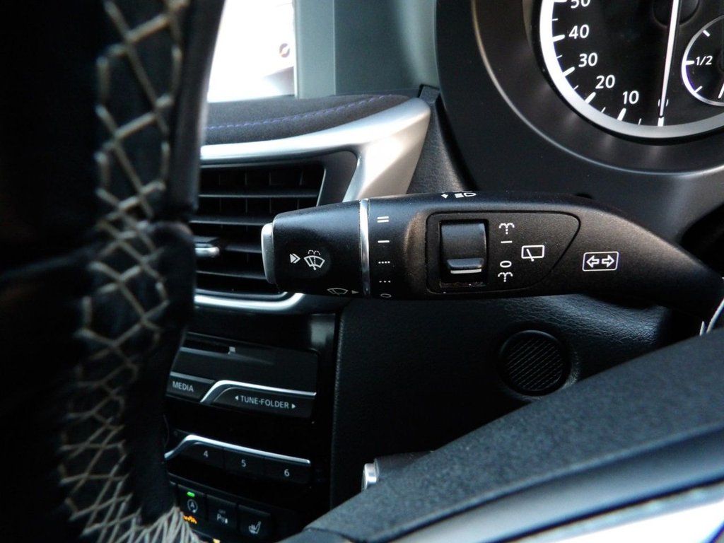 Used Infiniti Q30 2016 for sale - 76900968: Photo 27