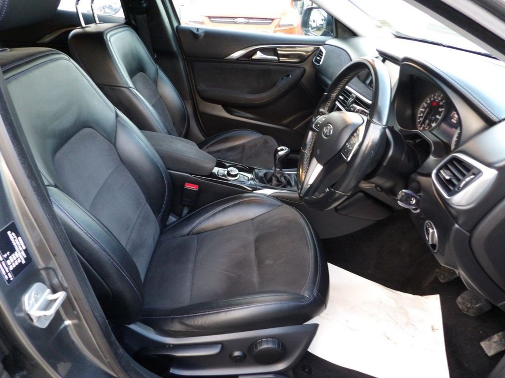 Used Infiniti Q30 2016 for sale - 76900968: Photo 8