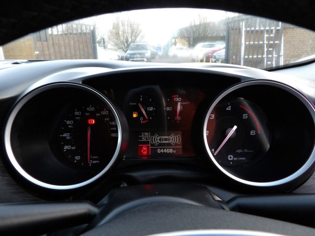 Used Alfa Romeo Giulietta 2016 for sale - 77668884: Photo 12