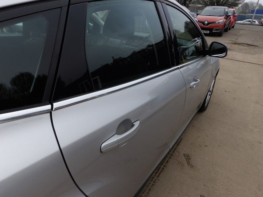 Used Ford Focus 2015 for sale - 77680947: Photo 19