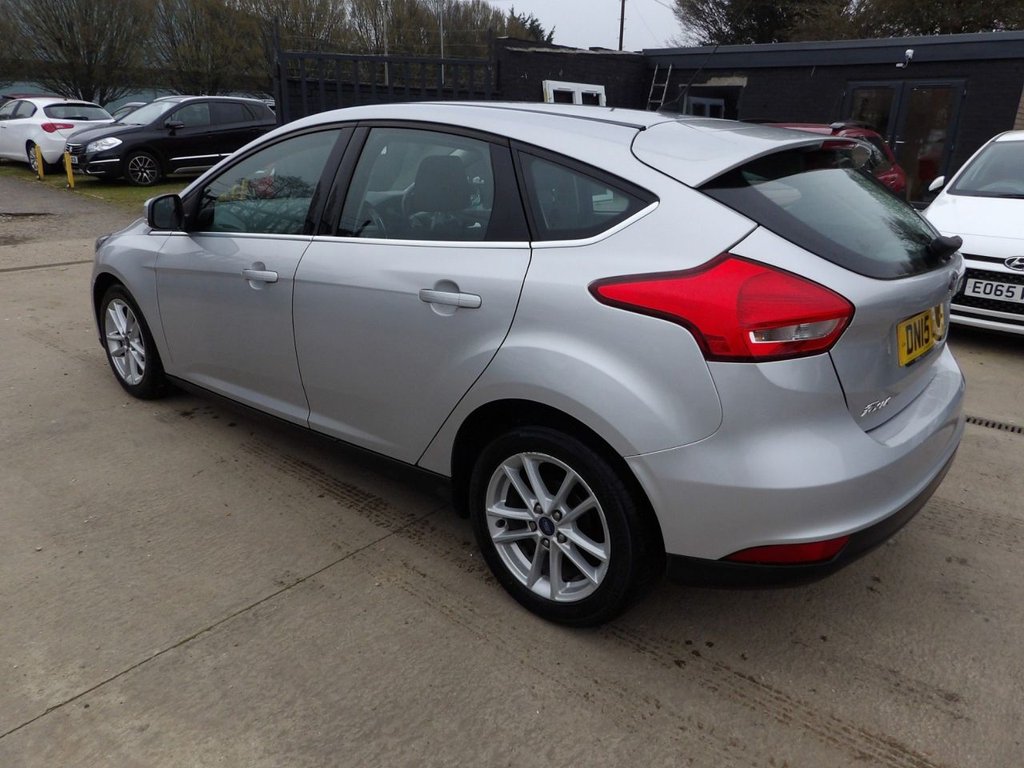 Used Ford Focus 2015 for sale - 77680947: Photo 4