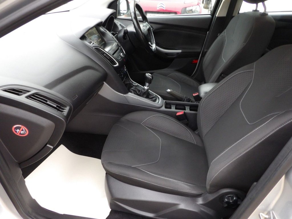 Used Ford Focus 2015 for sale - 77680947: Photo 7