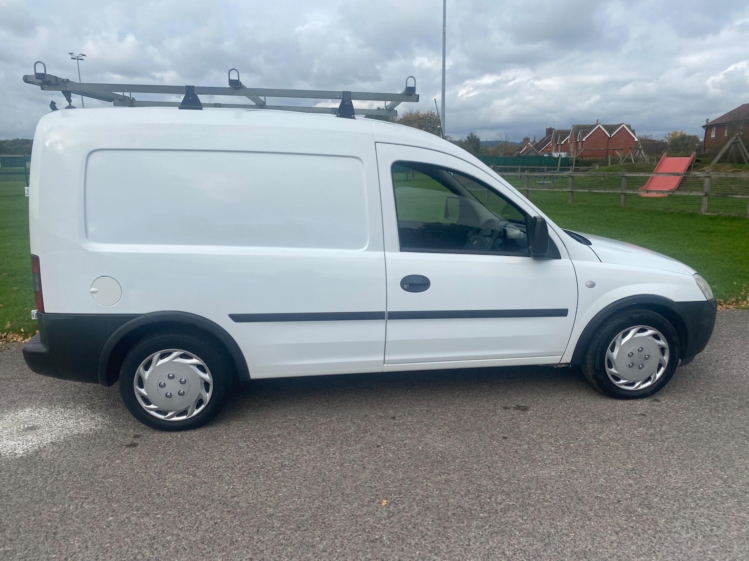 Used Vauxhall Combo 2012 for sale - 76945981: Photo 5