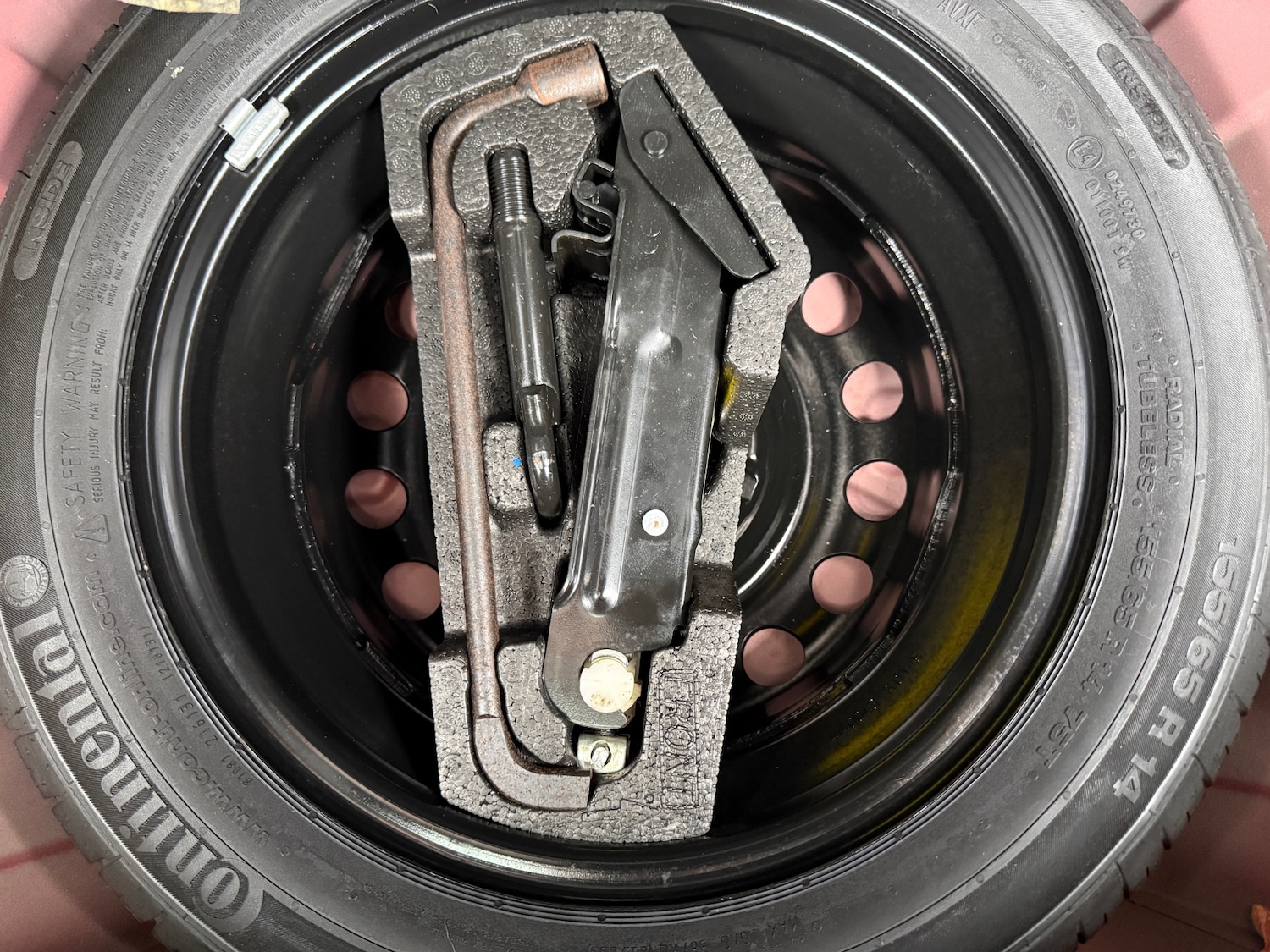 Used Toyota AYGO 2013 for sale - 78070647: Photo 17