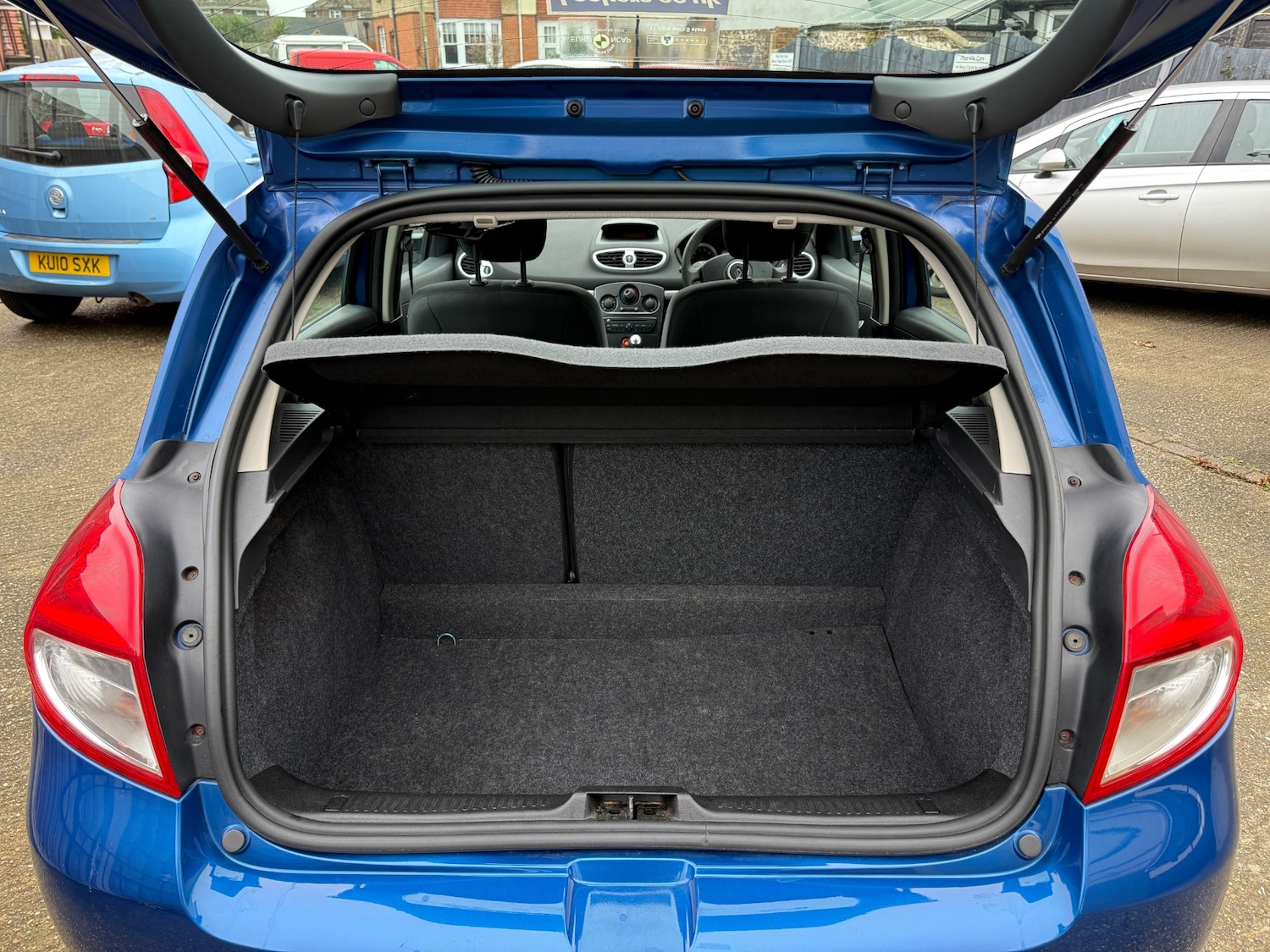 Used Renault Clio 2011 for sale - 77791561: Photo 16