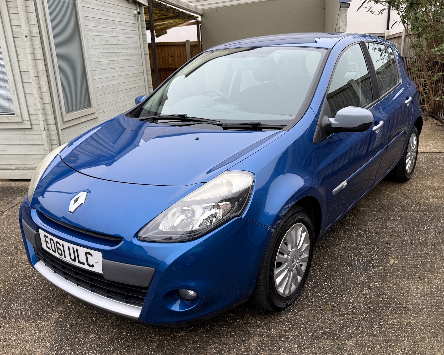 Used Renault Clio 2011 for sale - 77791561: Photo 3