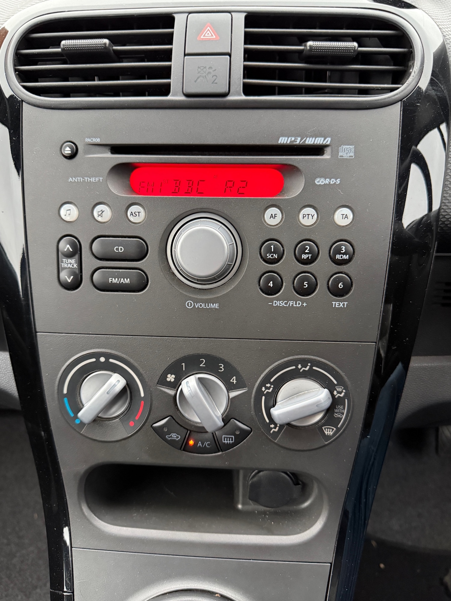 Used Suzuki Splash 2013 for sale - 77570292: Photo 7