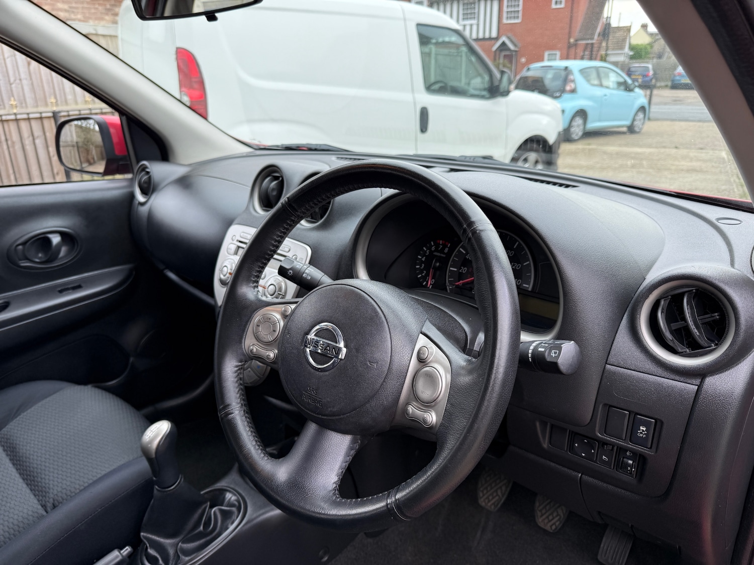 Used Nissan Micra 2011 for sale - 77140818: Photo 8