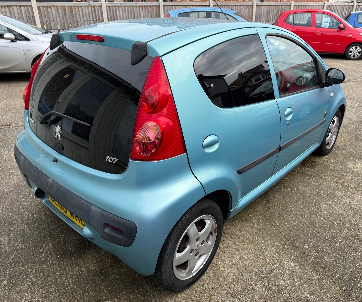 Used Peugeot 107 2011 for sale - 77837137: Photo 4