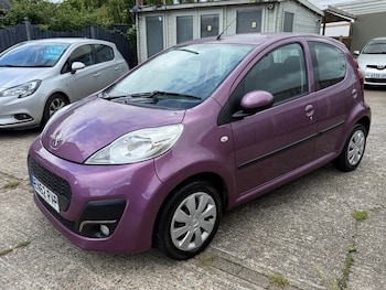 Used Peugeot 107 2013 for sale - 79417927: Photo
