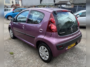 Used Peugeot 107 2013 for sale - 79417927: Photo