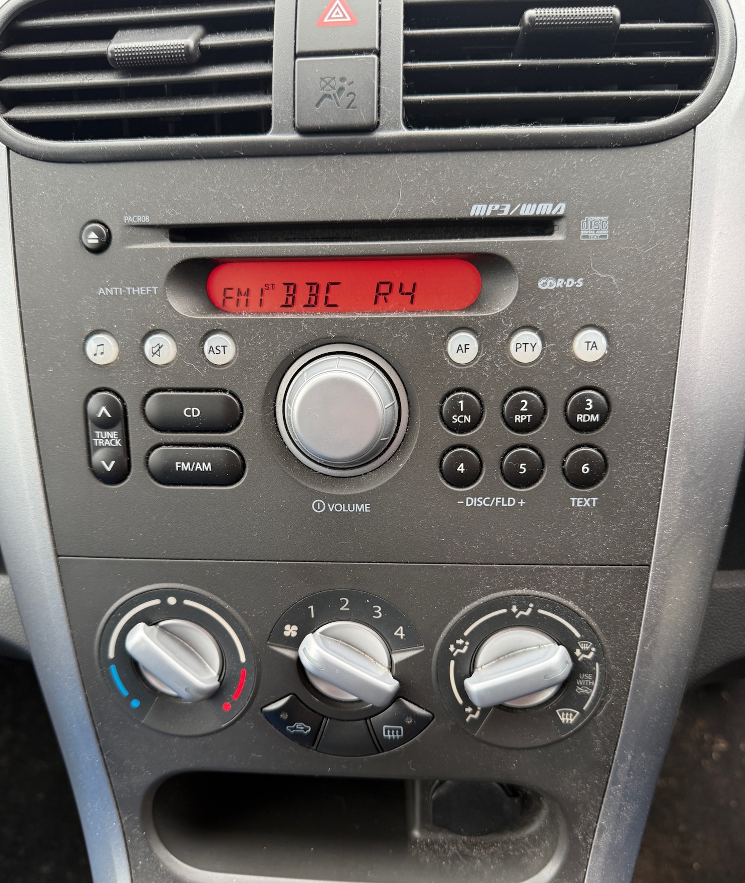 Used Vauxhall Agila 2010 for sale - 77707067: Photo 10