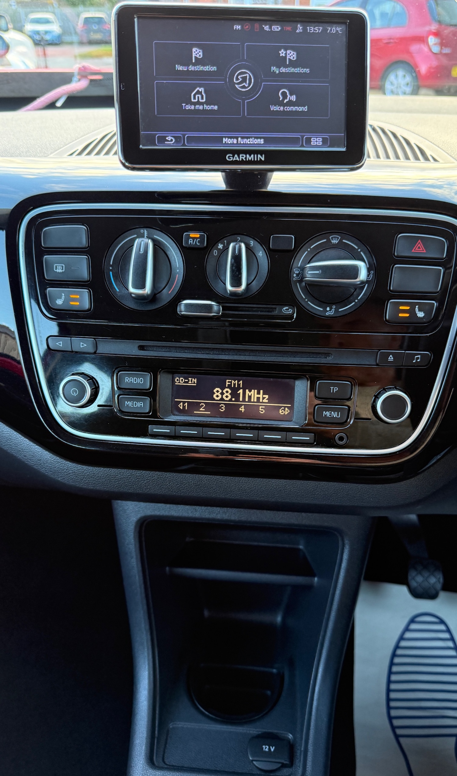 Used Volkswagen up! 2013 for sale - 77140570: Photo 10