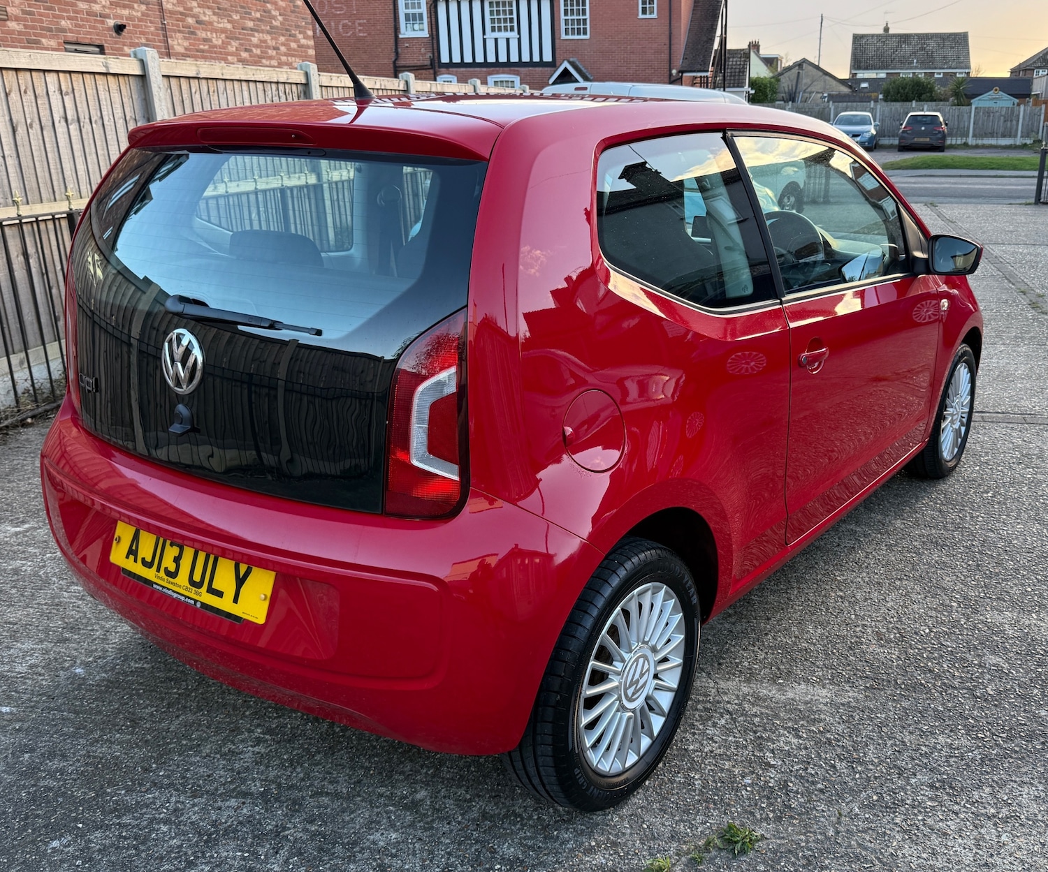 Used Volkswagen up! 2013 for sale - 77140570: Photo 6