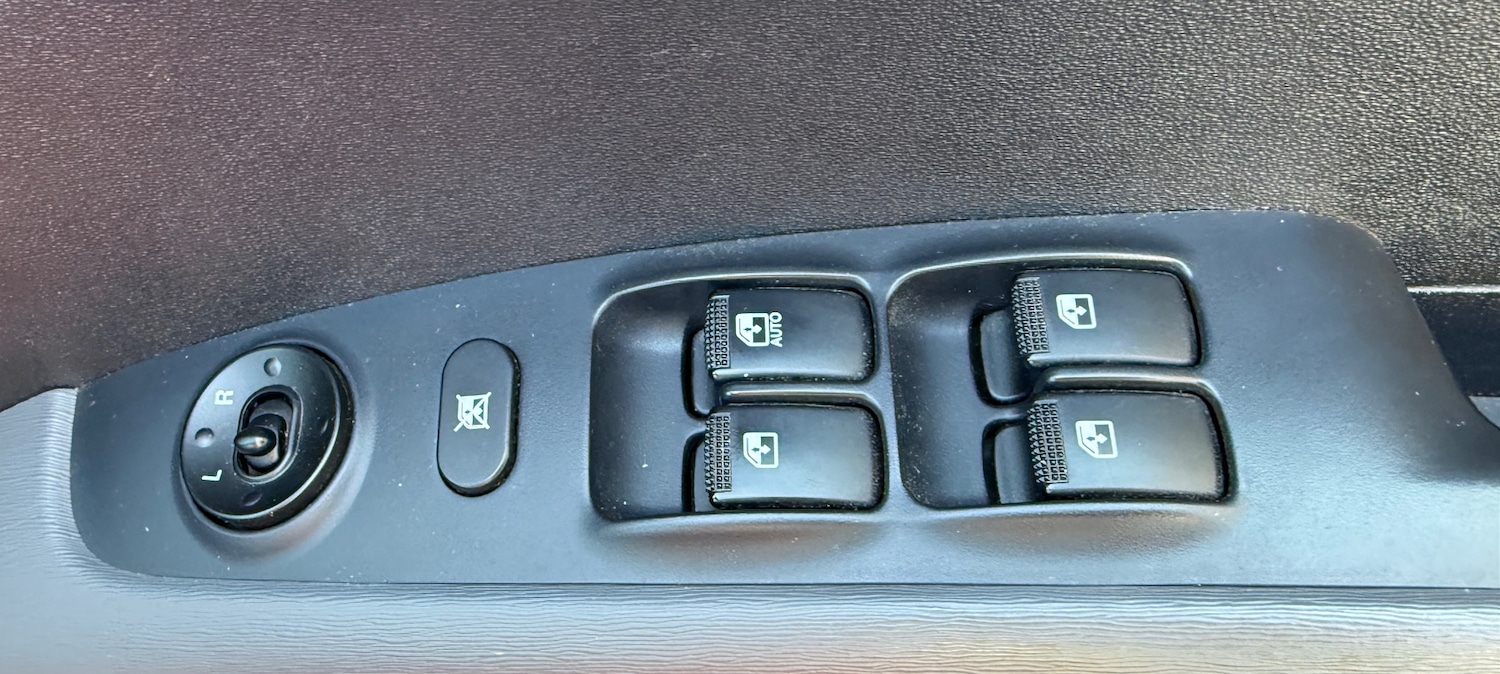 Used Hyundai i10 2012 for sale - 77766986: Photo 10