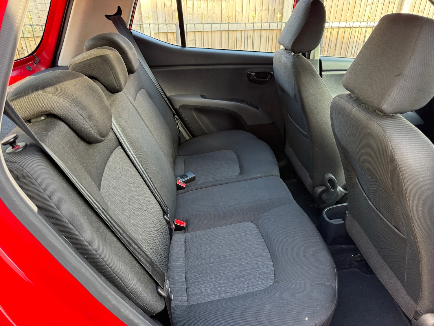Used Hyundai i10 2012 for sale - 77766986: Photo 13