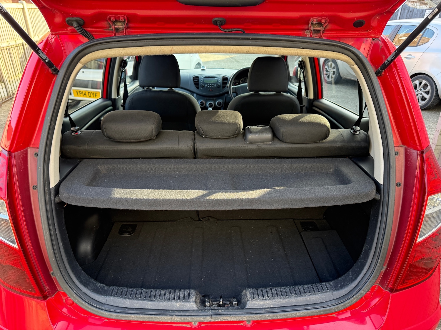 Used Hyundai i10 2012 for sale - 77766986: Photo 16