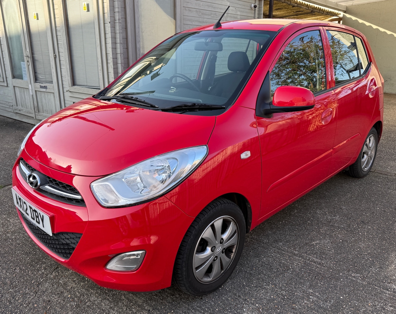 Used Hyundai i10 2012 for sale - 77766986: Photo 3
