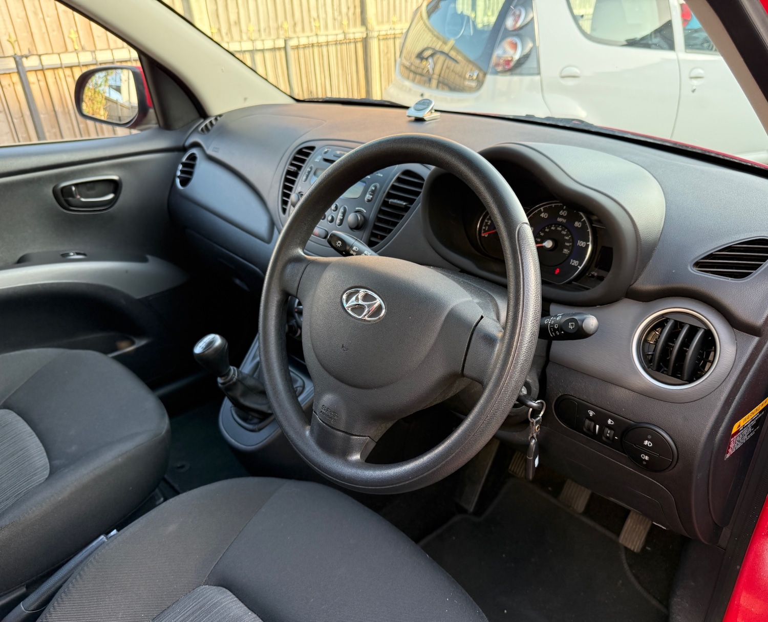 Used Hyundai i10 2012 for sale - 77766986: Photo 7