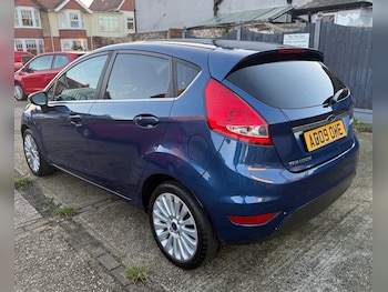 Used Ford Fiesta 2009 for sale - 77140801: Photo