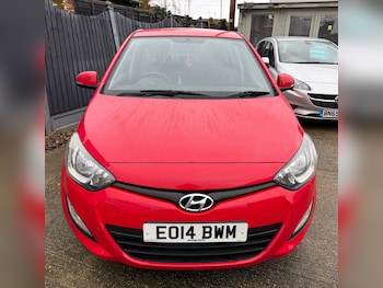 Used Hyundai i20 2014 for sale - 77474987: Photo