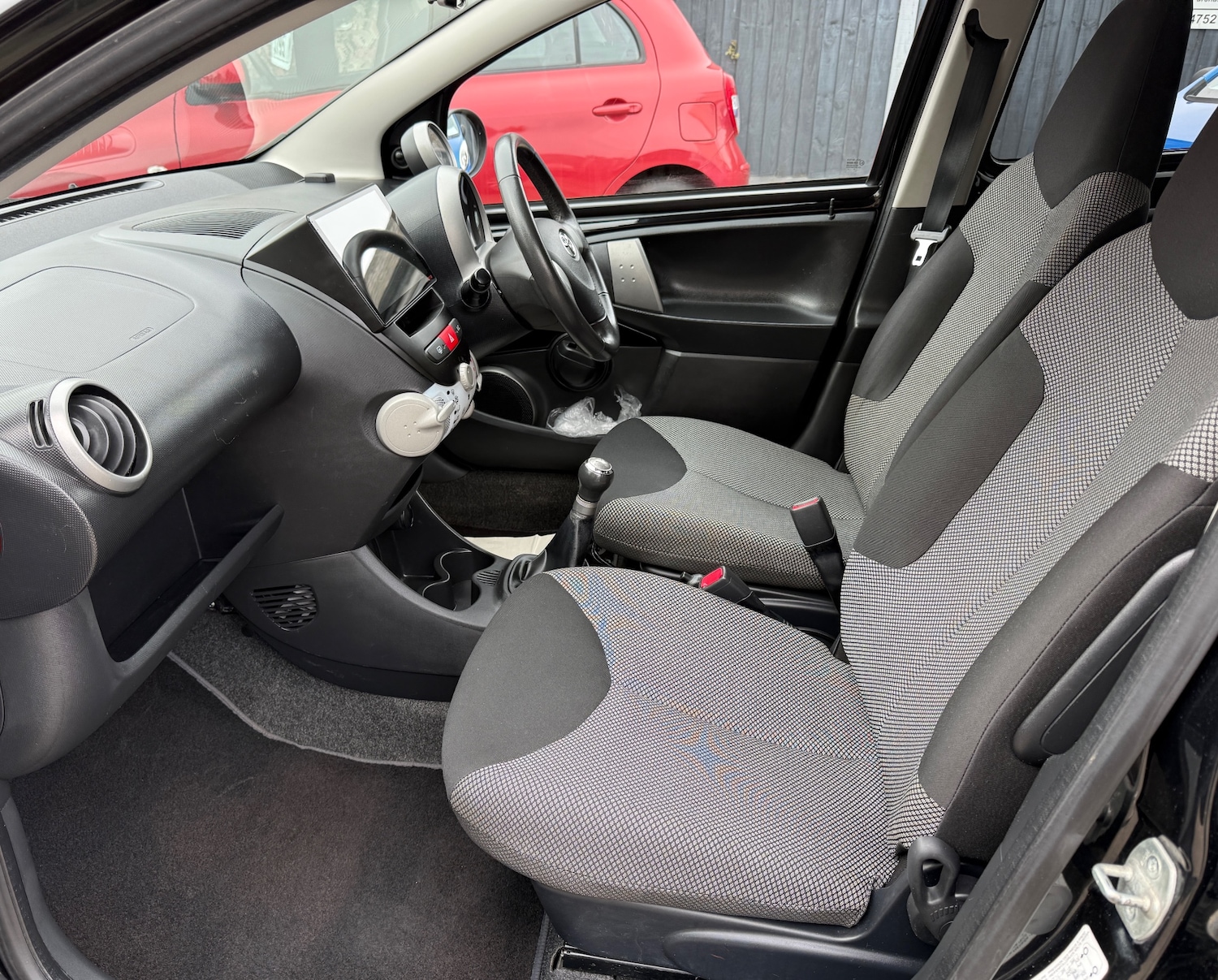 Used Toyota AYGO 2014 for sale - 78000078: Photo 12