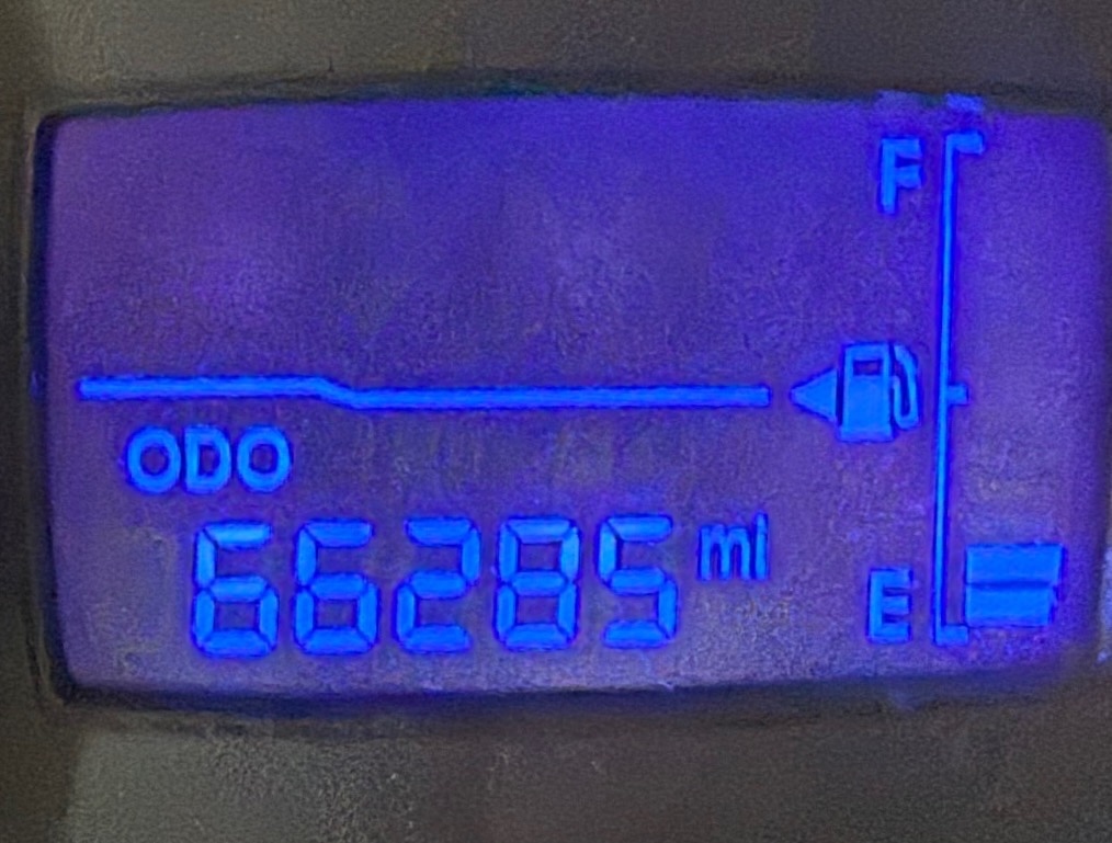 Used Hyundai i10 2011 for sale - 77890262: Photo 9