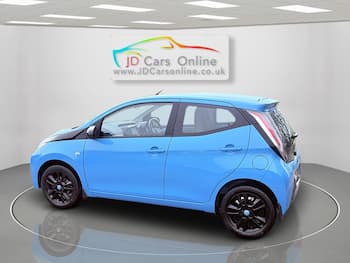Used Toyota AYGO 2016 for sale - 79781852: Photo