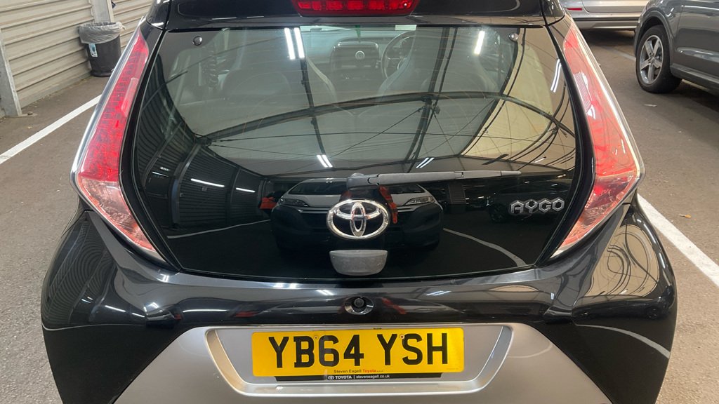 Used Toyota AYGO 2015 for sale - 76113985: Photo 7