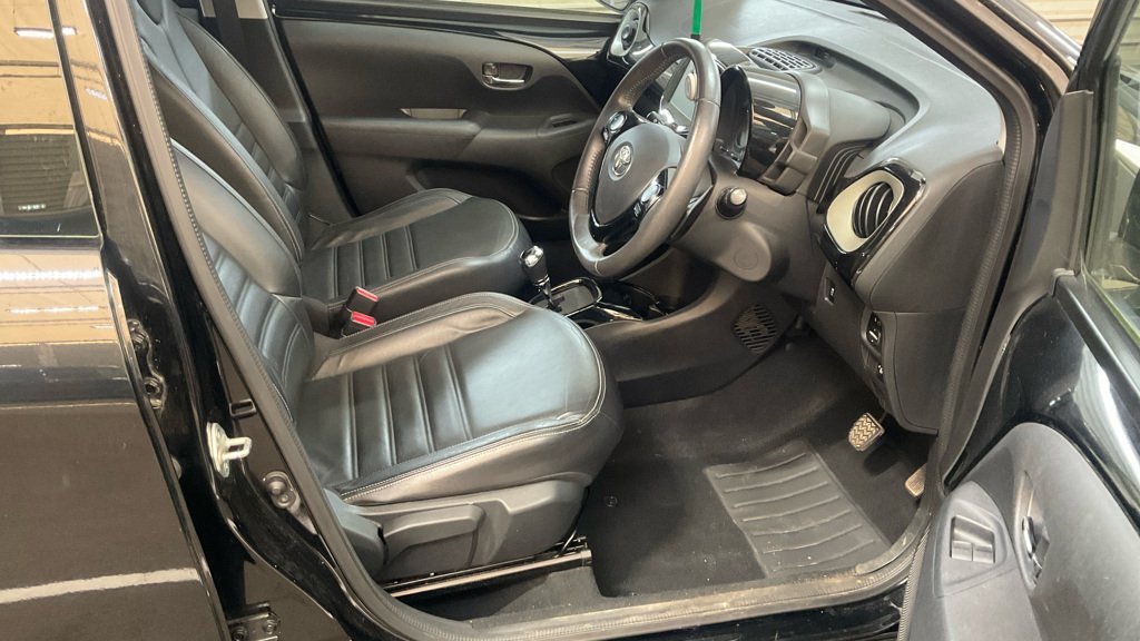 Used Toyota AYGO 2015 for sale - 76113985: Photo 9