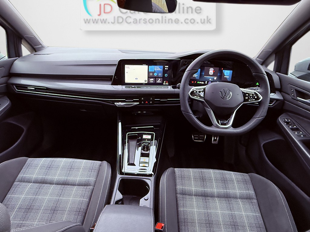 Used Volkswagen Golf 2023 for sale - 77033114: Photo 4