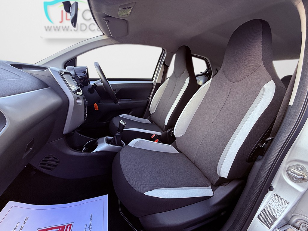 Used Toyota AYGO 2017 for sale - 76848648: Photo 18