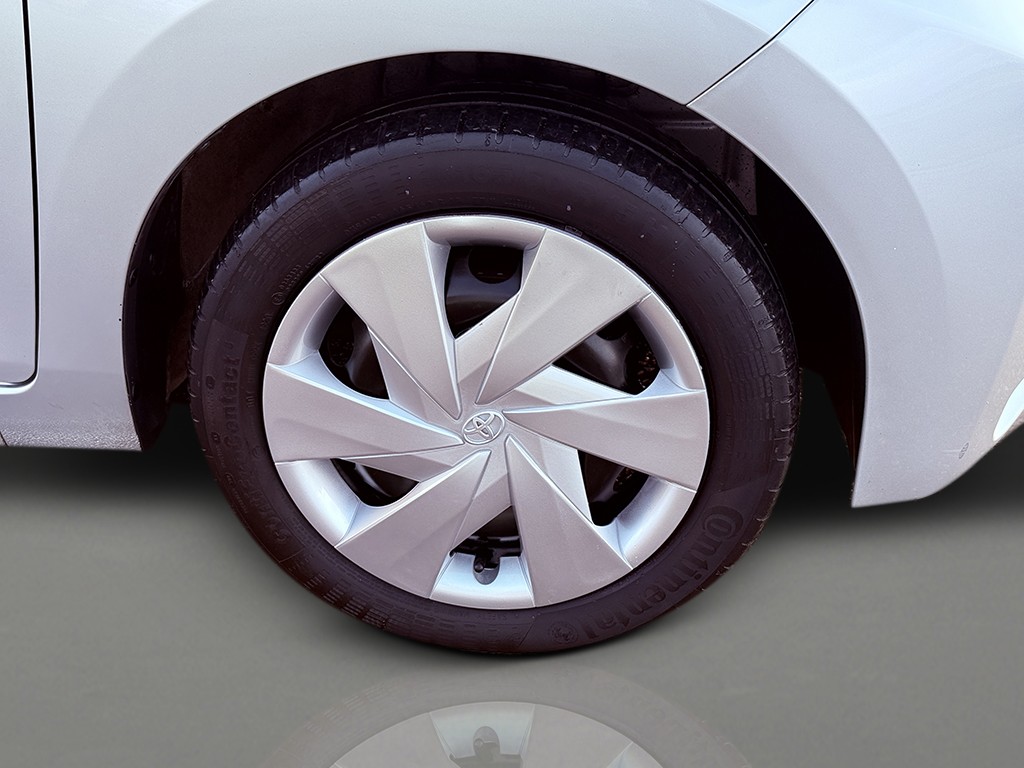 Used Toyota AYGO 2017 for sale - 76848648: Photo 25