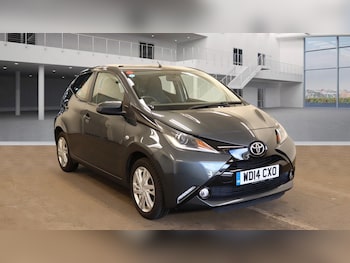 Used Toyota AYGO 2014 for sale - 76023948: Photo