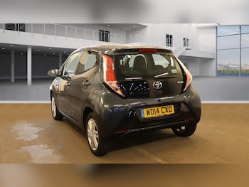 Used Toyota AYGO 2014 for sale - 76023948: Photo