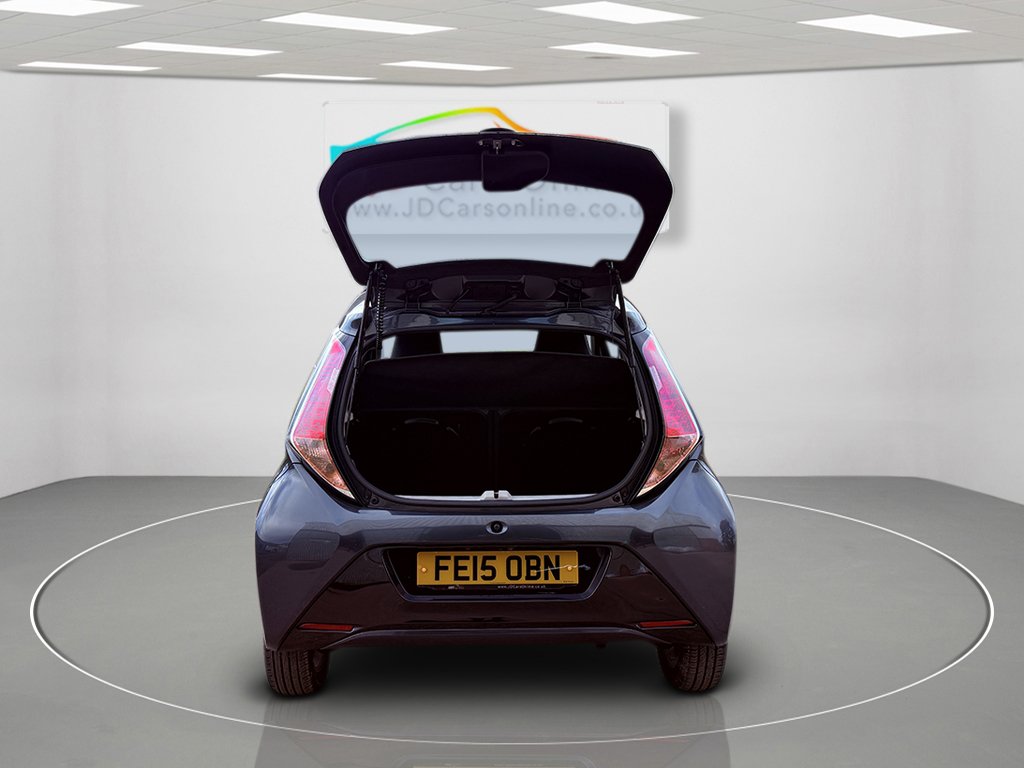 Used Toyota AYGO 2015 for sale - 77464979: Photo 11