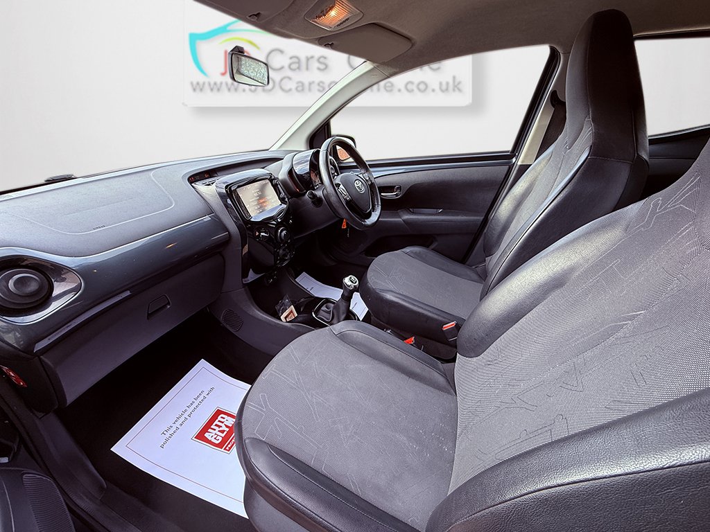 Used Toyota AYGO 2015 for sale - 77464979: Photo 30