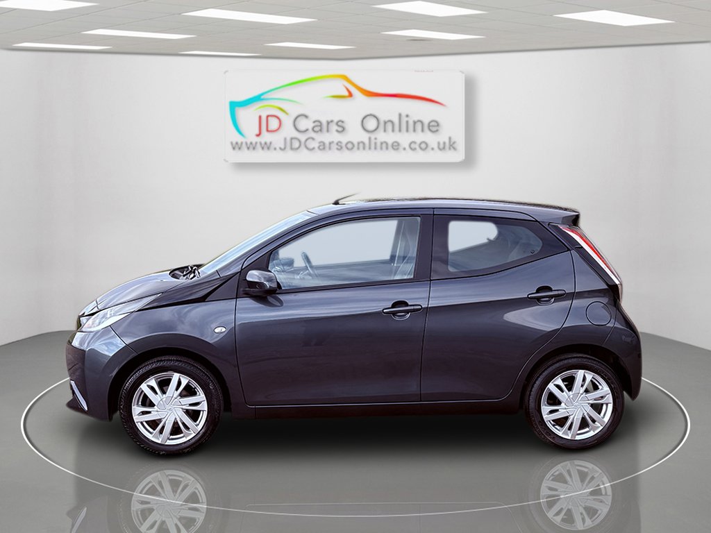 Used Toyota AYGO 2015 for sale - 77464979: Photo 6