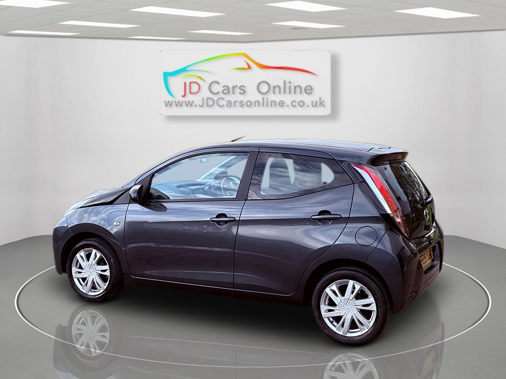 Used Toyota AYGO 2015 for sale - 77464979: Photo 7