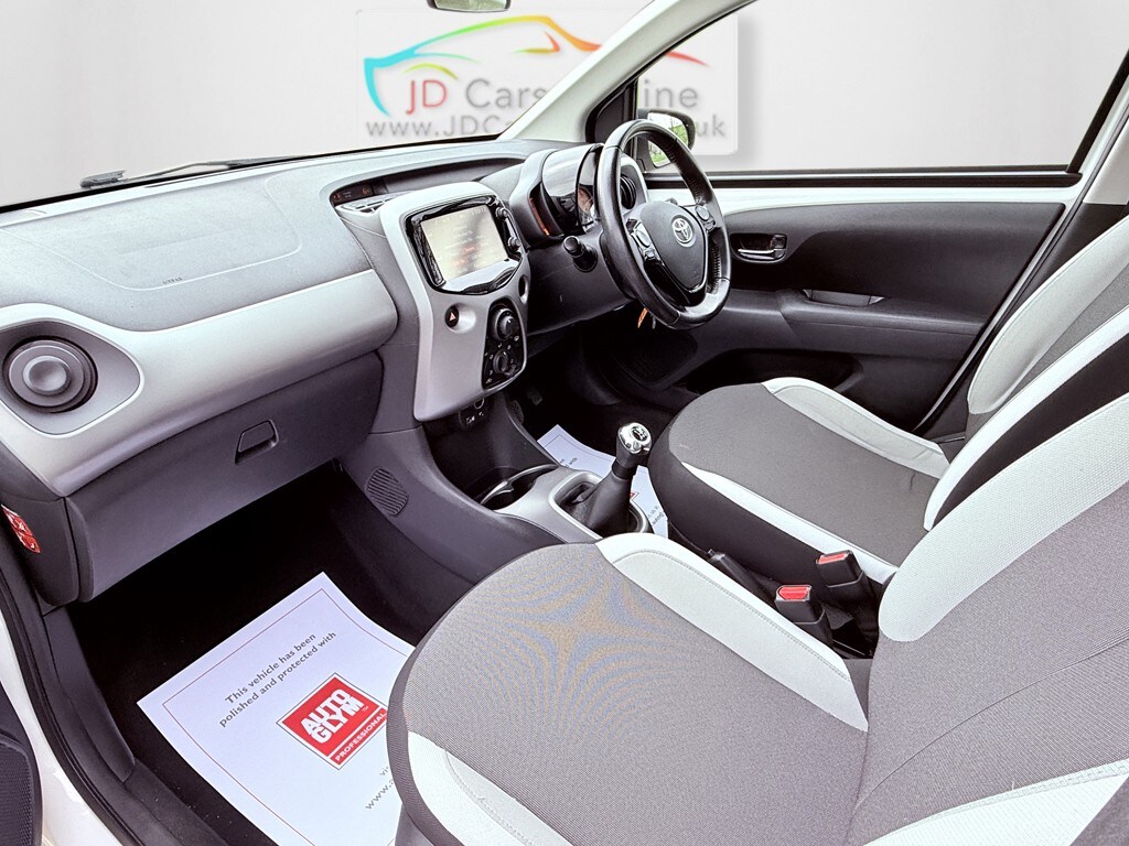 Used Toyota AYGO 2017 for sale - 77901279: Photo 14