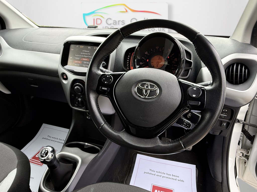 Used Toyota AYGO 2017 for sale - 77901279: Photo 2