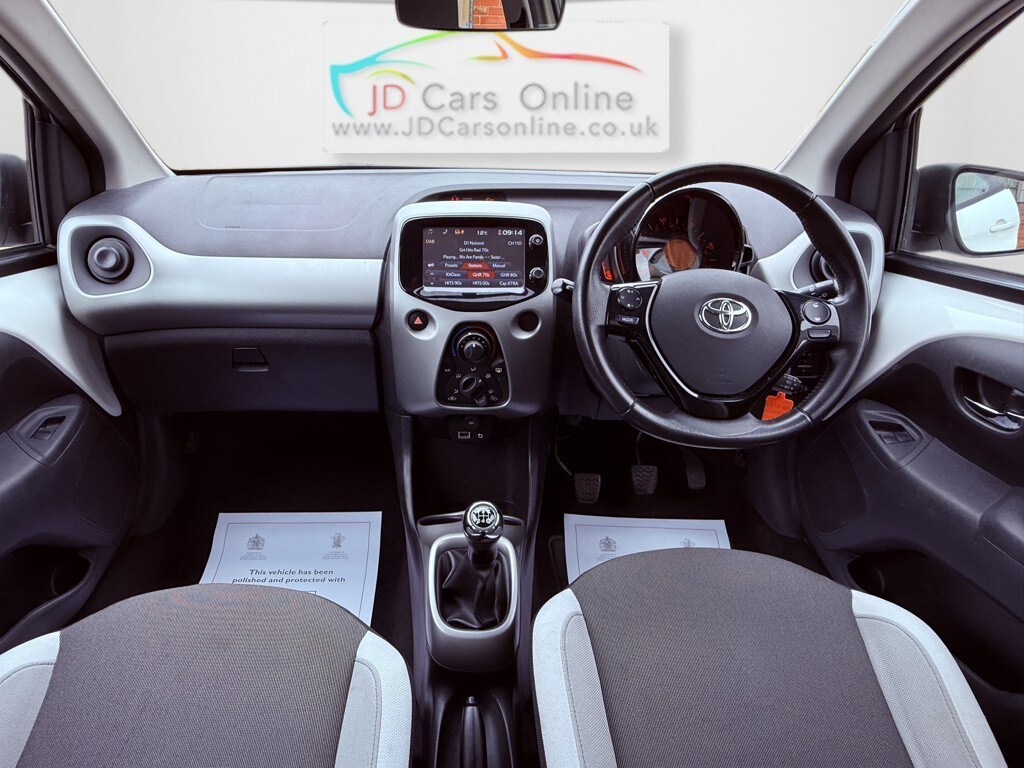 Used Toyota AYGO 2017 for sale - 77901279: Photo 22